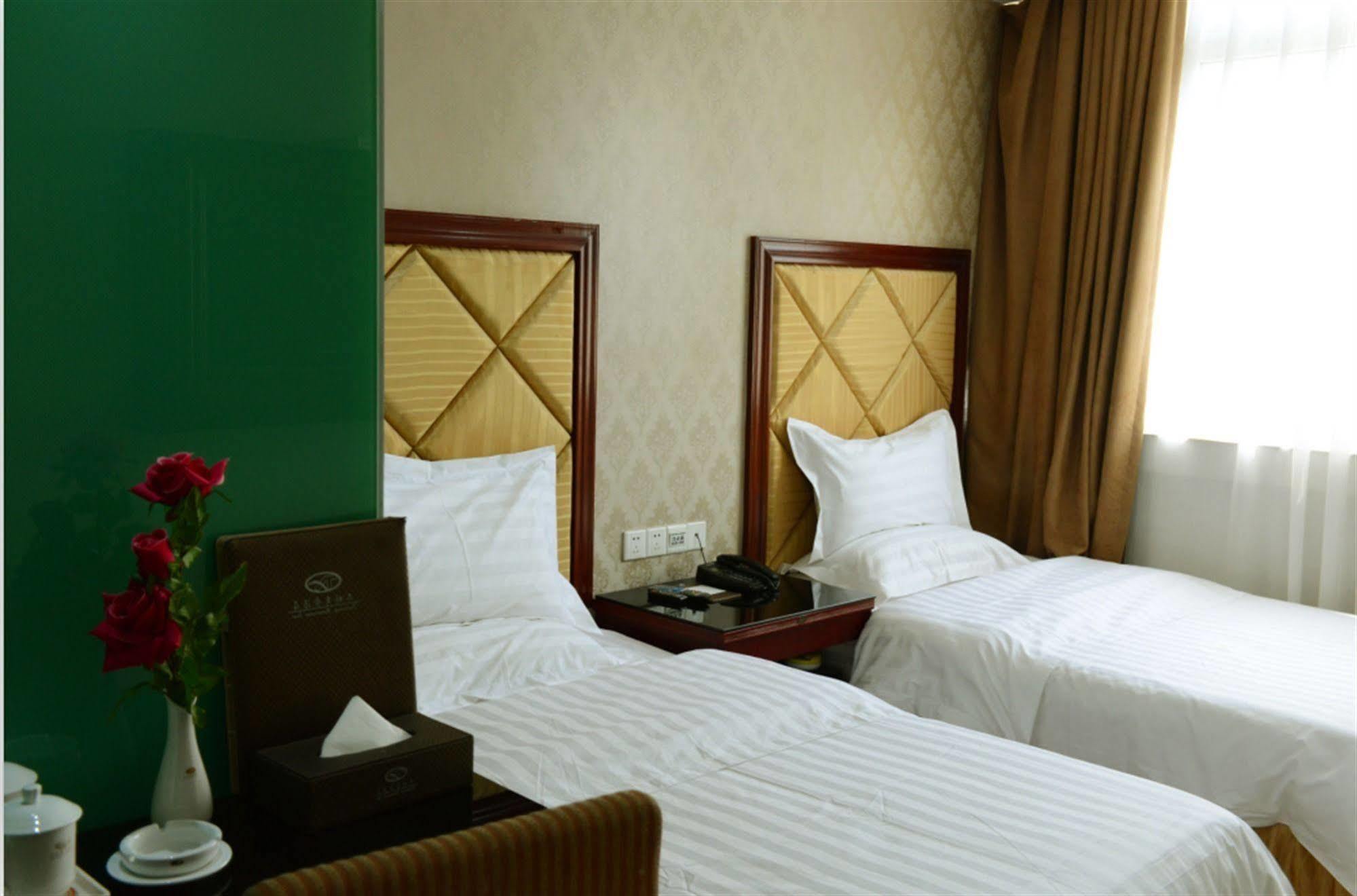 Xinghe Hotel - Guangzhou Railway Station Branch ภายนอก รูปภาพ